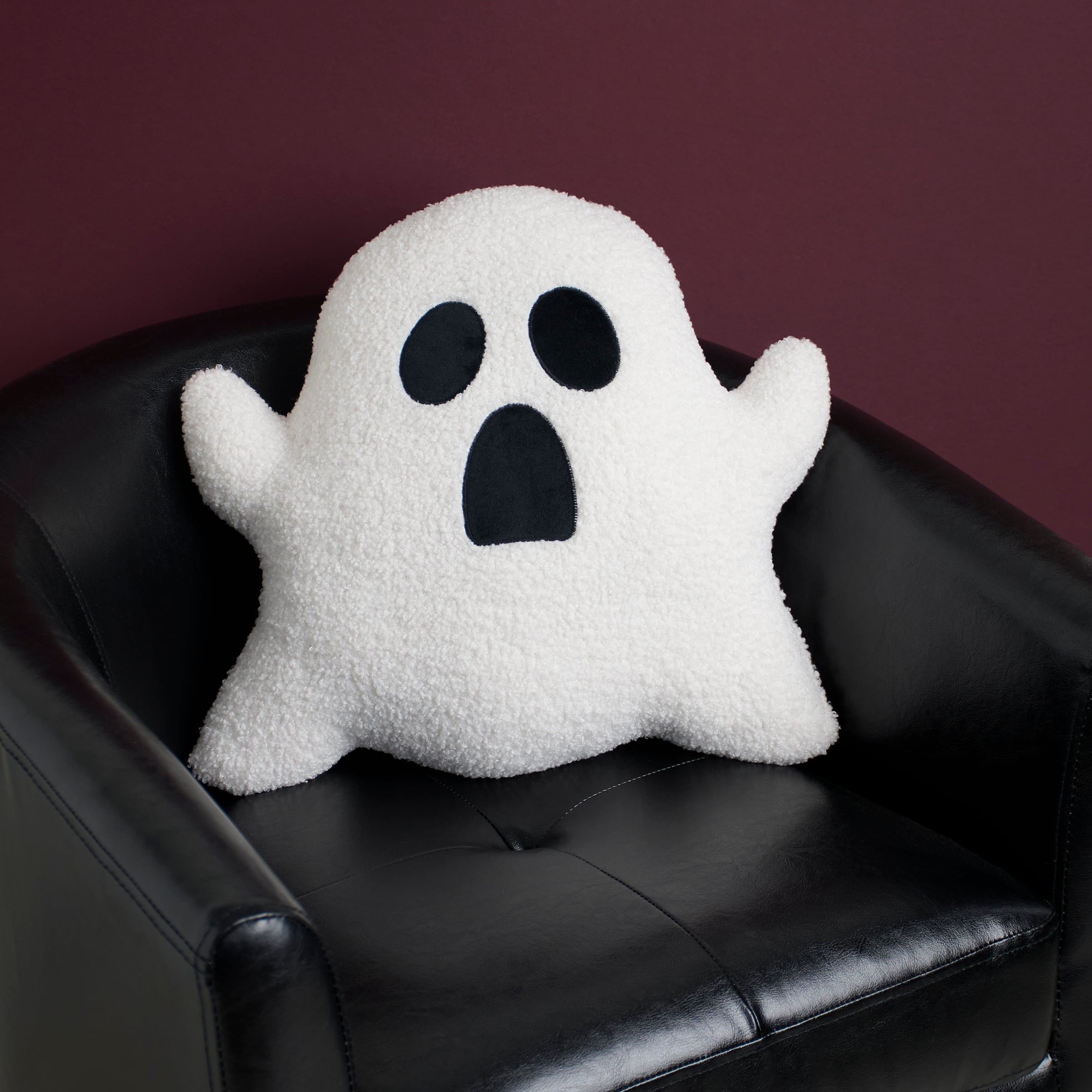 18" Ghost Shaped Pillow