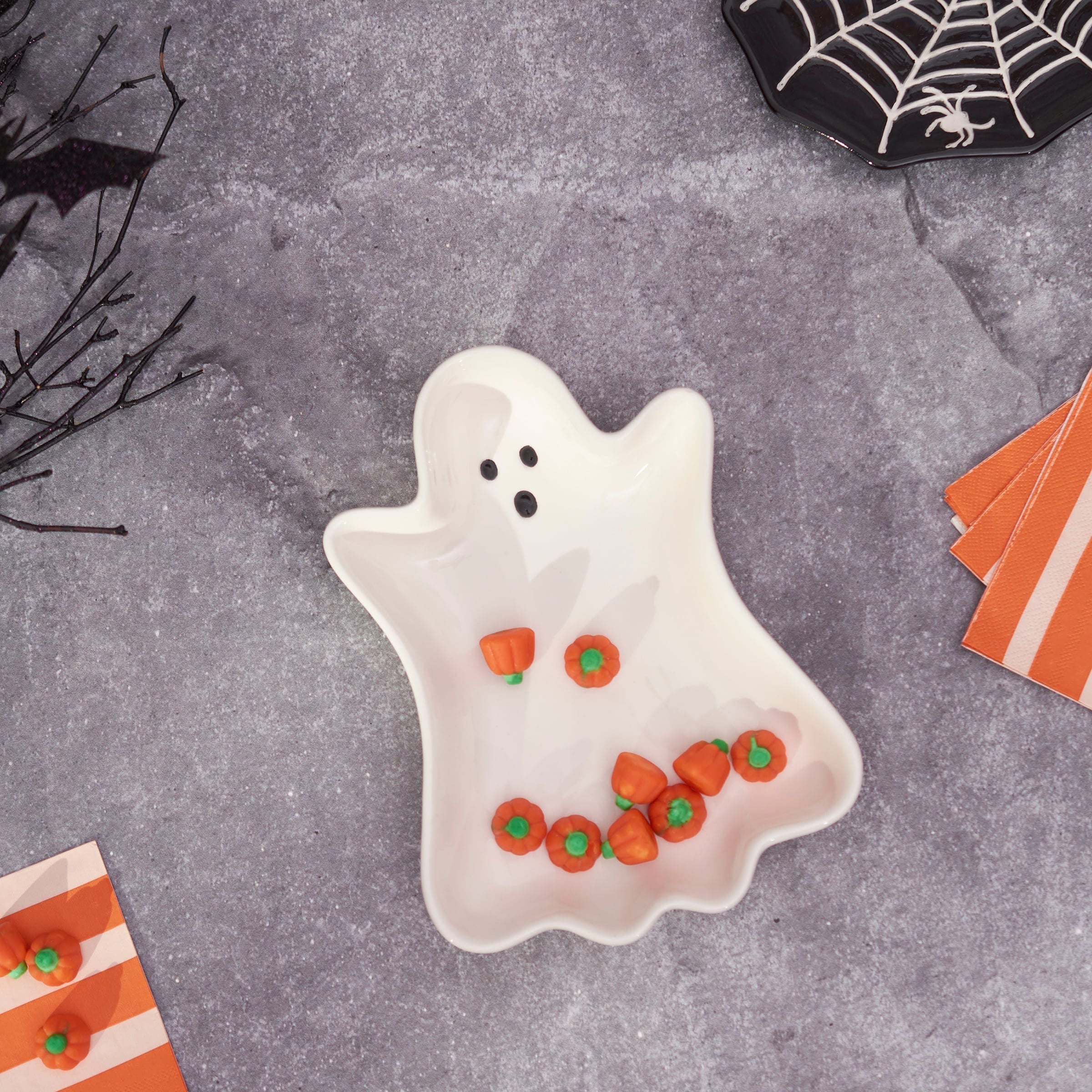 8.5" Ghost Tray